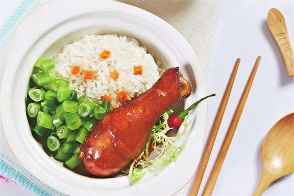 鹵來有味肉汁拌飯