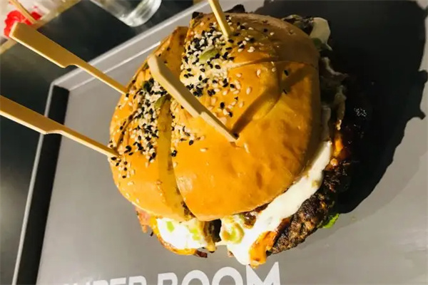 SuperBoomBurger爆爆大漢堡加盟