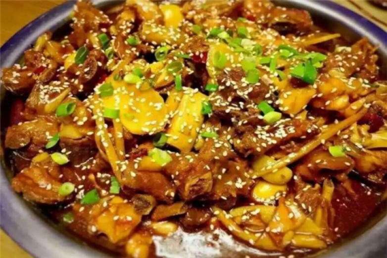 小胖大嘴肉蟹煲