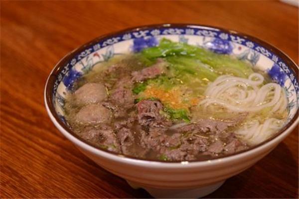 ?壹只牛牛肉粿條湯