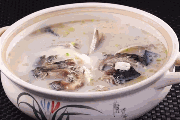 魚(yú)湯泡飯加盟