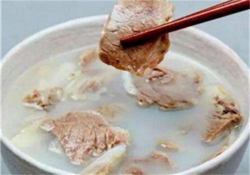 小牧謠羊肉湯