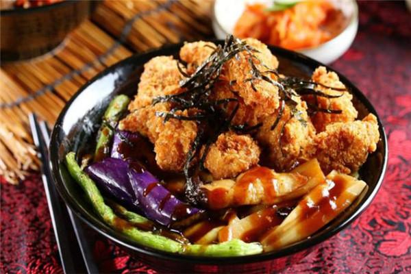 飯?jiān)番F(xiàn)烤牛丼飯