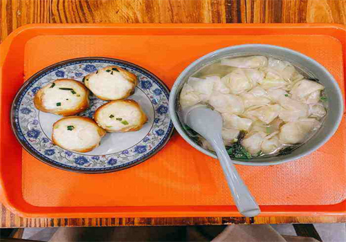 矮腳樓餛飩加盟