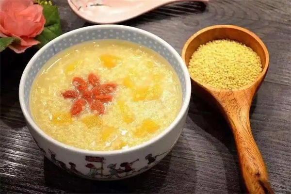 稻藏養(yǎng)生粥加盟