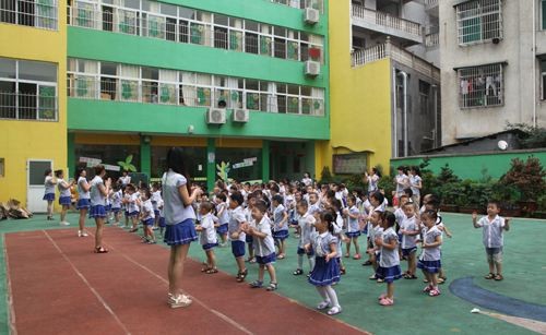 小太陽(yáng)幼兒園加盟