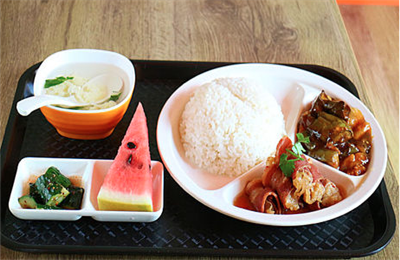 吉食雨快餐加盟